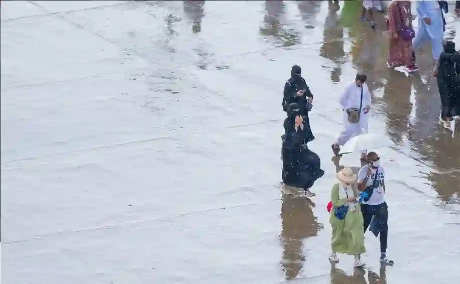 الجمعة الماطرة بالسعودية 