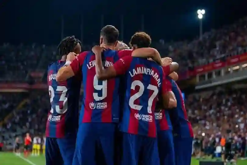 نجم برشلونة على بعد خطوة من الهلال