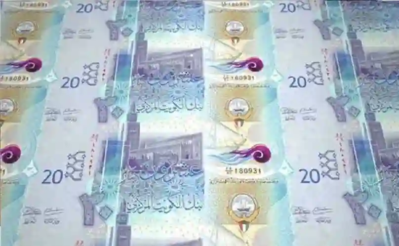 سعر الدينار الكويتي مقابل الجنيه المصري اليوم