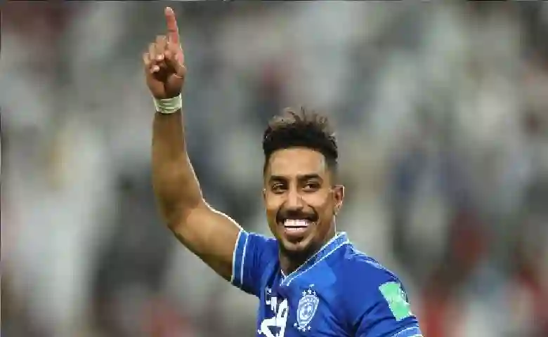 سالم الدوسري يثير الجدل بشأن مستقبله مع الهلال